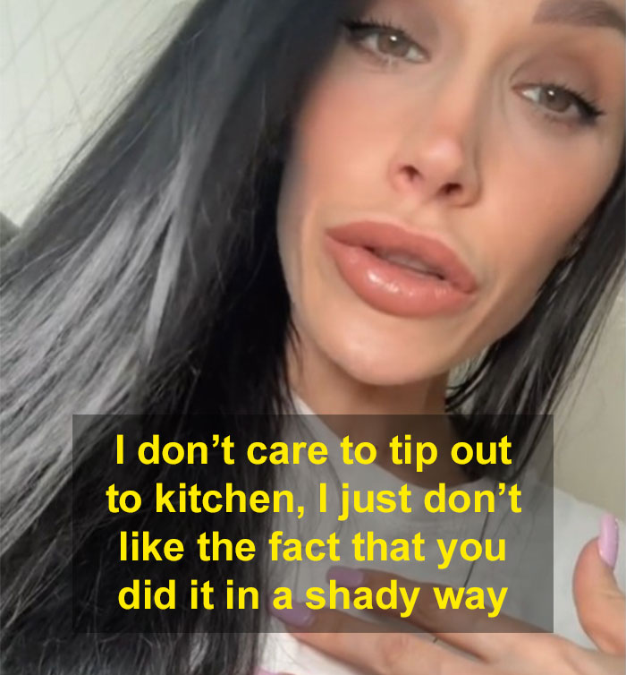 Woman Asks Important Questions After Finding A "Kitchen Service Tax" On Her Bill Woman Asks Important Questions After Finding A "Kitchen Service Tax" On Her Bill