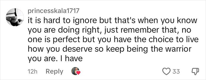 Crying Mom Who Went Viral For Baking Her Own B-Day Cake Snaps Back After Ex Reveals Dark Past Crying Mom Who Went Viral For Baking Her Own B-Day Cake Snaps Back After Ex Reveals Dark Past