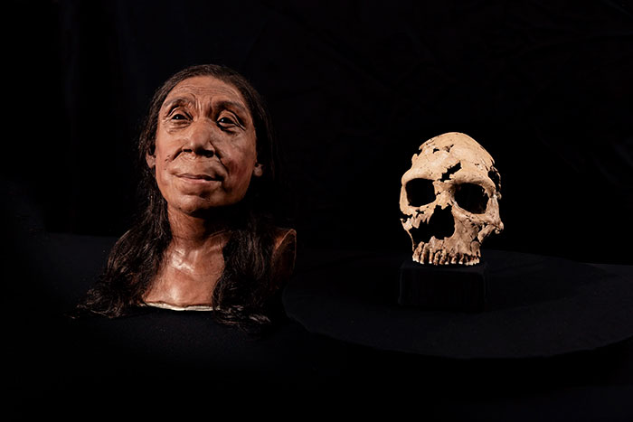 Meet Shanidar Z, A 40-Year-Old Neanderthal Woman Who Lived 75,000 Years Ago Meet Shanidar Z, A 40-Year-Old Neanderthal Woman Who Lived 75,000 Years Ago