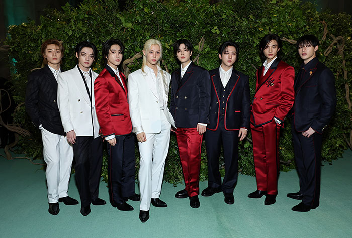 Stray Kids Fans Outraged At Met Gala Photographers’ Treatment Of K-Pop Band Stray Kids Fans Outraged At Met Gala Photographers’ Treatment Of K-Pop Band