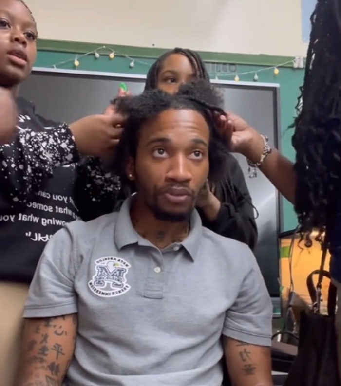 Teacher Sparks Controversy After Posting Video Of Students Unbraiding His Hair, Ends Up Fired Teacher Sparks Controversy After Posting Video Of Students Unbraiding His Hair, Ends Up Fired