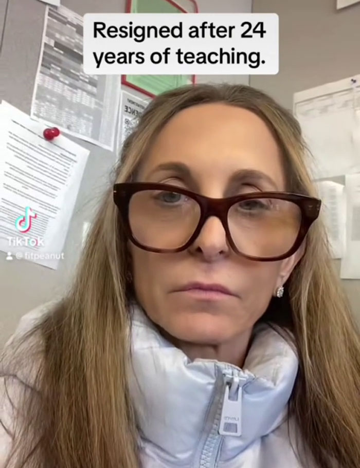 Teacher Highlights ‘New Type Of Parent’ Is To Blame For Uncontrollable Kids, Discussion Ensues Teacher Highlights ‘New Type Of Parent’ Is To Blame For Uncontrollable Kids, Discussion Ensues