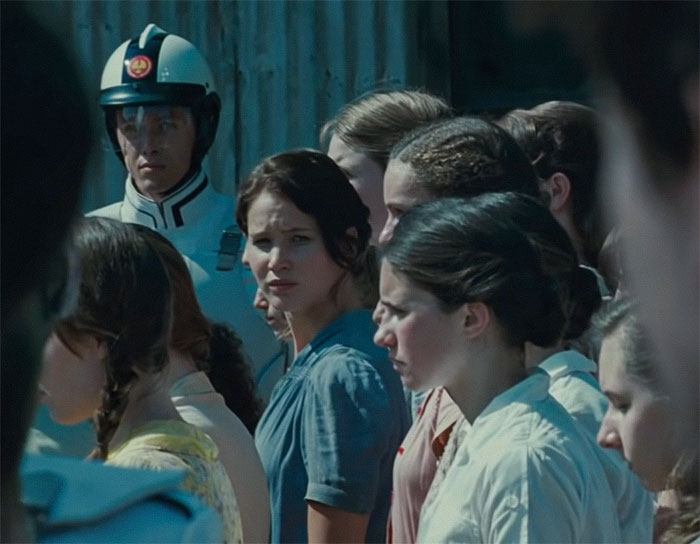 “Celebrity Worship Is Over”: People Are Blocking Celebs On Social Media Amid Tone Deaf Met Gala “Celebrity Worship Is Over”: People Are Blocking Celebs On Social Media Amid Tone Deaf Met Gala