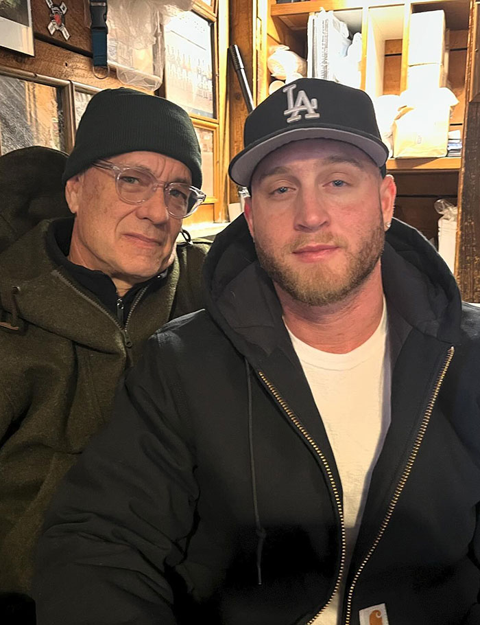 Tom Hanks, AKA “Pops,” Has Hilarious Text Exchange With Son Chet About Drake-Kendrick Lamar Beef Tom Hanks, AKA “Pops,” Has Hilarious Text Exchange With Son Chet About Drake-Kendrick Lamar Beef