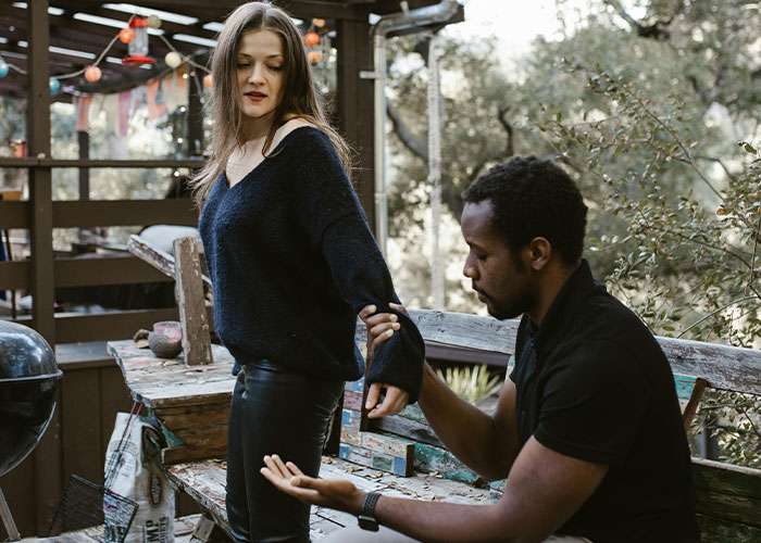 Man Gets His New Fiancée Pregnant While Waiting For Divorce, Ex Loses Her Mind Man Gets His New Fiancée Pregnant While Waiting For Divorce, Ex Loses Her Mind