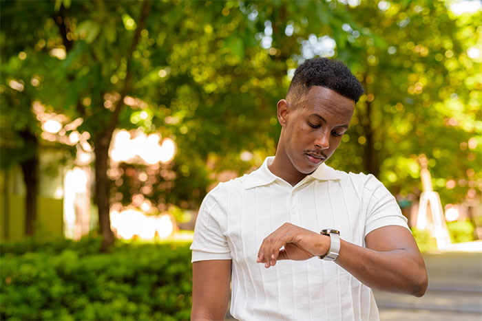 Woman Lies To BF About Event Start Date Because She's Tired Of His Selfish Behavior Woman Lies To BF About Event Start Date Because She's Tired Of His Selfish Behavior