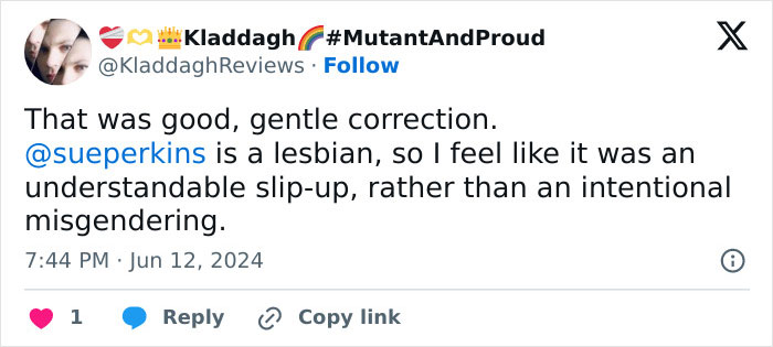 Sue Perkins Apologizes After Matt Smith Elegantly Corrects Her When She Misgenders His Co-Star Sue Perkins Apologizes After Matt Smith Elegantly Corrects Her When She Misgenders His Co-Star