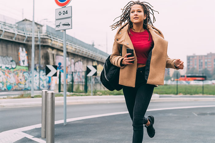 Woman Lies To BF About Event Start Date Because She's Tired Of His Selfish Behavior Woman Lies To BF About Event Start Date Because She's Tired Of His Selfish Behavior