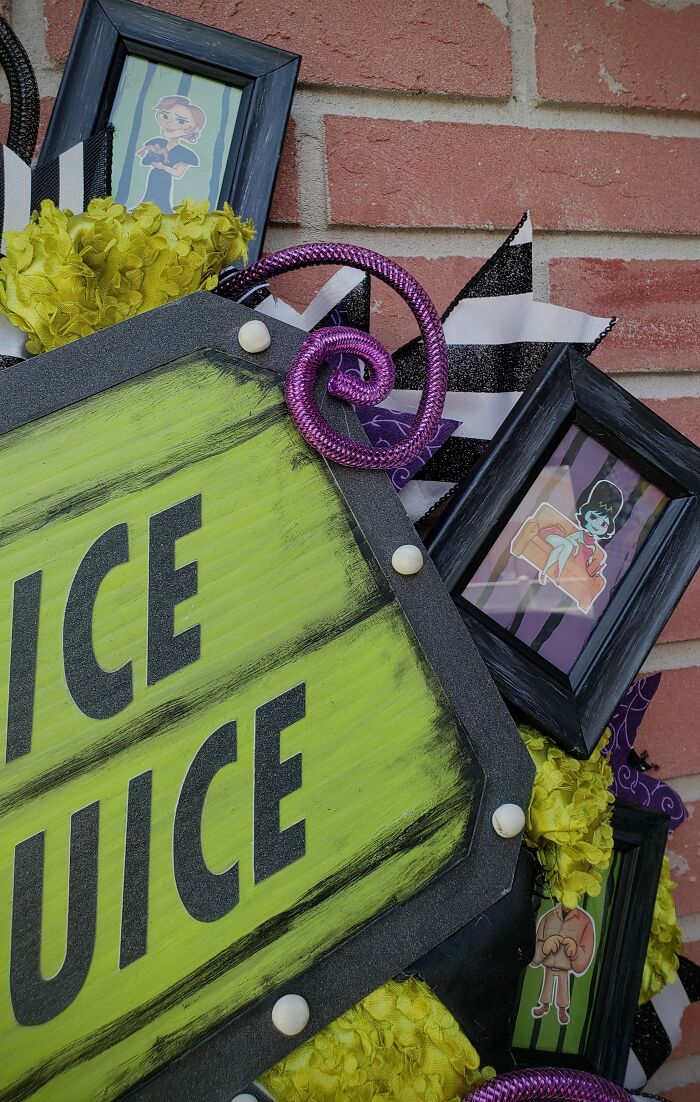 Beetlejuice Decorations: Large Wreath With Lighted Marquee And Your Favorite Characters Framed Beetlejuice Decorations: Large Wreath With Lighted Marquee And Your Favorite Characters Framed
