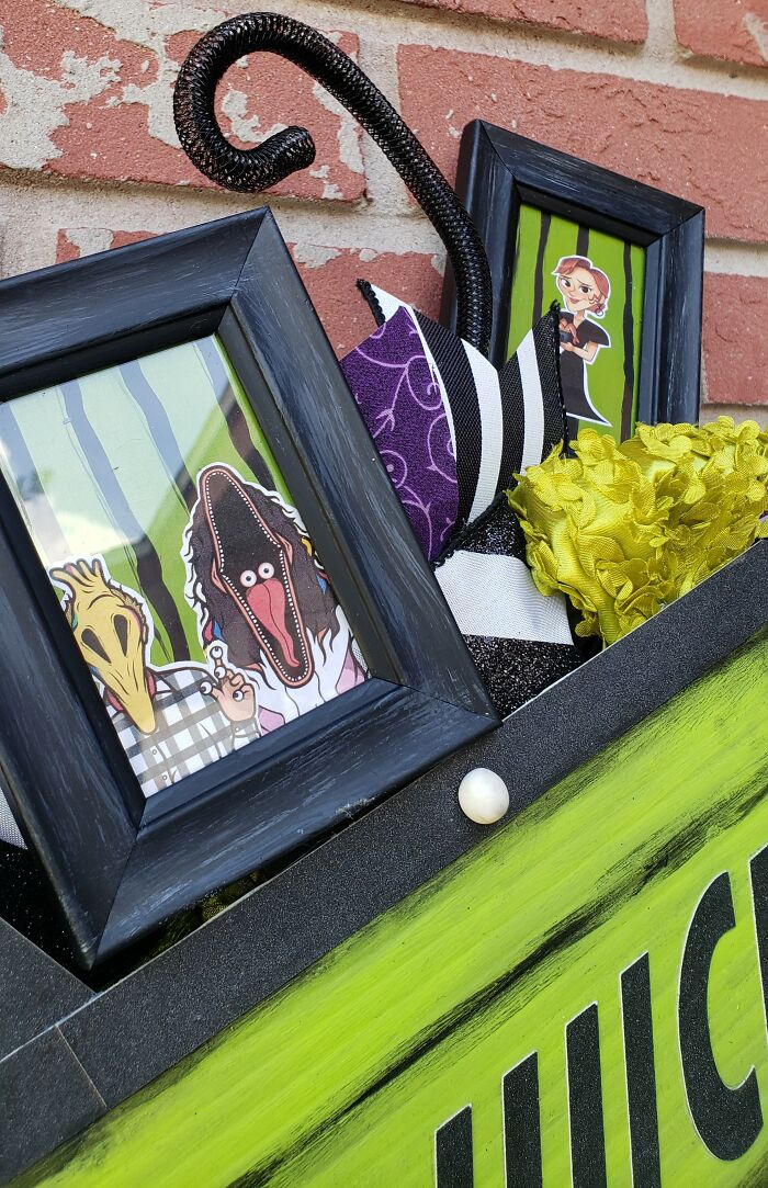 Beetlejuice Decorations: Large Wreath With Lighted Marquee And Your Favorite Characters Framed Beetlejuice Decorations: Large Wreath With Lighted Marquee And Your Favorite Characters Framed