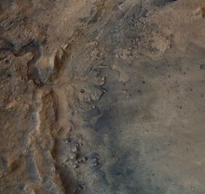 Scientists Intrigued After Finding A Totally Different Kind Of Boulder On Mars Scientists Intrigued After Finding A Totally Different Kind Of Boulder On Mars