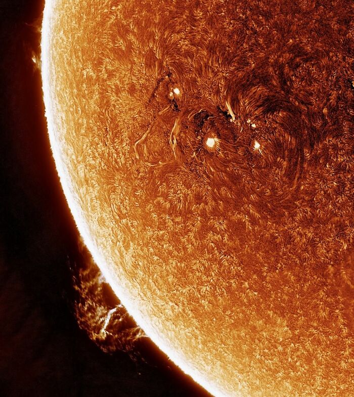 Andrew McCarthy Captured Highly Detailed Views Of The Sunspot From His Backyard In Arizona Andrew McCarthy Captured Highly Detailed Views Of The Sunspot From His Backyard In Arizona