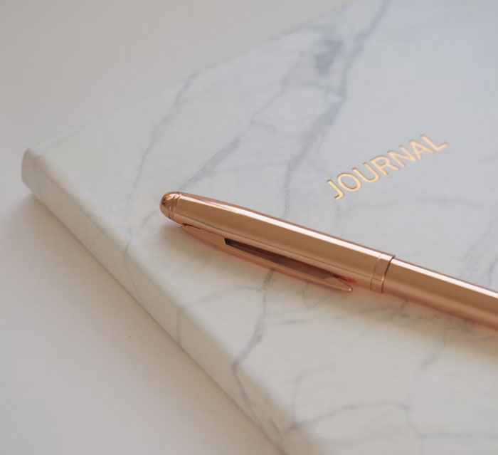 30 Secrets These People Make Sure Their Parents Will Never Know