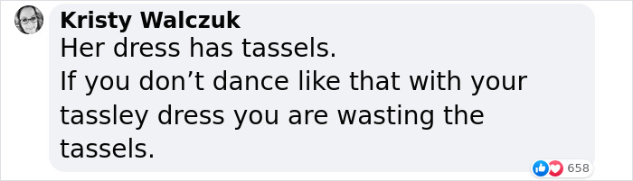 “This Is Bad But Cute”: Viral Clip Of Taylor Swift Dancing Leaves Fans Divided “This Is Bad But Cute”: Viral Clip Of Taylor Swift Dancing Leaves Fans Divided