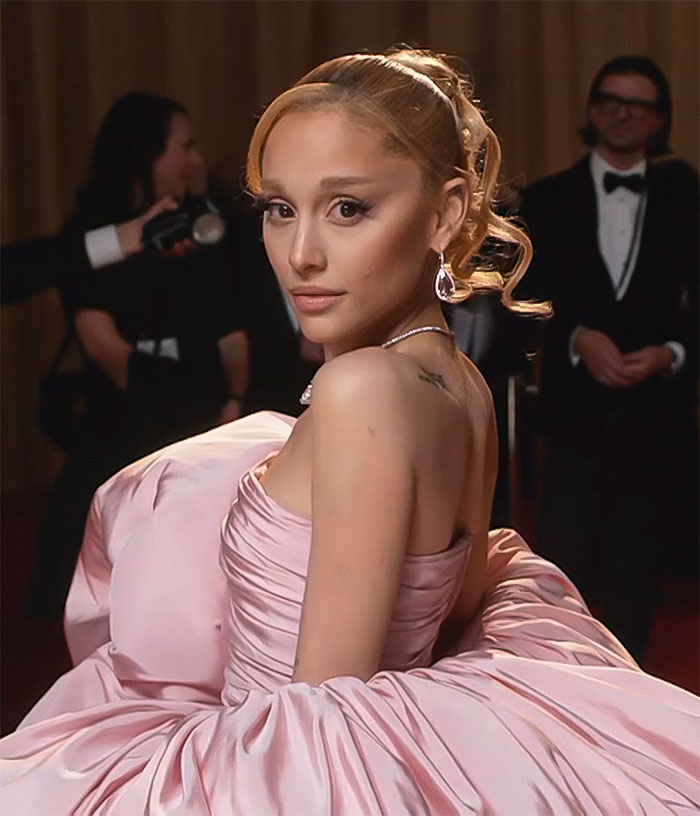 Ariana Grande Is Finally Addressing Her Vocal Changes After Getting Caught Doing It Mid-Interview Ariana Grande Is Finally Addressing Her Vocal Changes After Getting Caught Doing It Mid-Interview