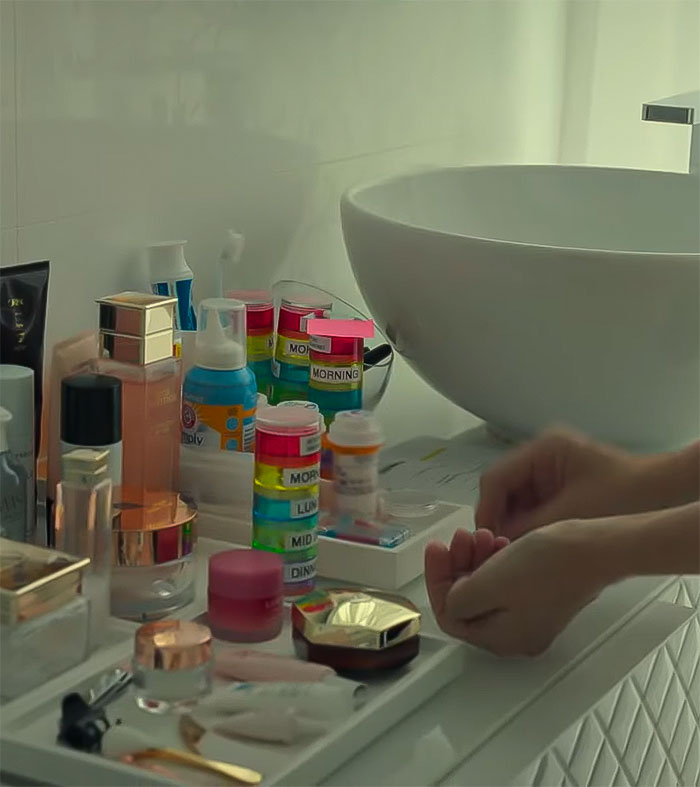 Céline Dion Left “Embarrassed” After Suffering “Horrific” Seizure On Camera Céline Dion Left “Embarrassed” After Suffering “Horrific” Seizure On Camera