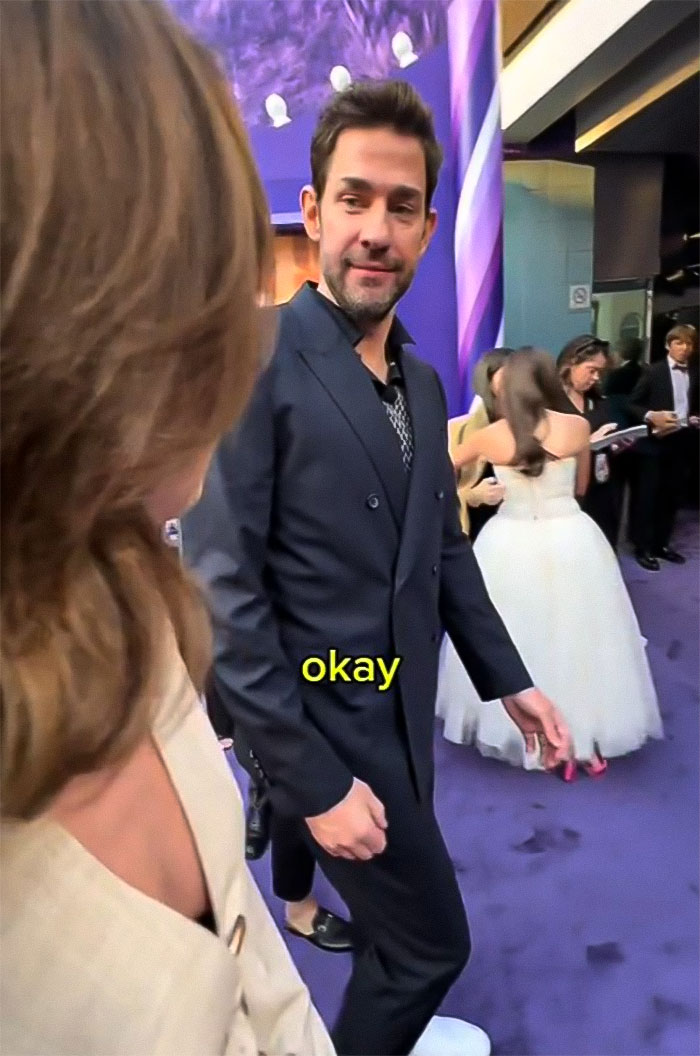 Influencer Realizes Not Everyone Watches Her Videos After John Krasinski Shrugs Her Off Influencer Realizes Not Everyone Watches Her Videos After John Krasinski Shrugs Her Off