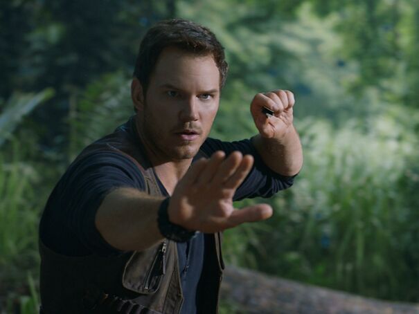 Jurassic-World-Fallen-Kingdom-Review-Chris-Pratt-as-Owen-Grady.jpg