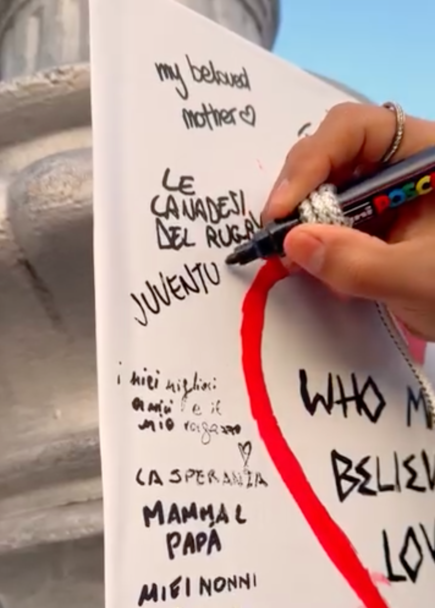 Greg Goya From Turin Is Bringing Out People’s Deepest Emotions Through His Interactive Street Art Greg Goya From Turin Is Bringing Out People’s Deepest Emotions Through His Interactive Street Art