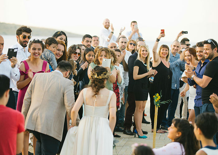 “I Wouldn’t Continue That Friendship”: Bride Returns “Tactless” $100 Venmo Wedding Gift “I Wouldn’t Continue That Friendship”: Bride Returns “Tactless” $100 Venmo Wedding Gift