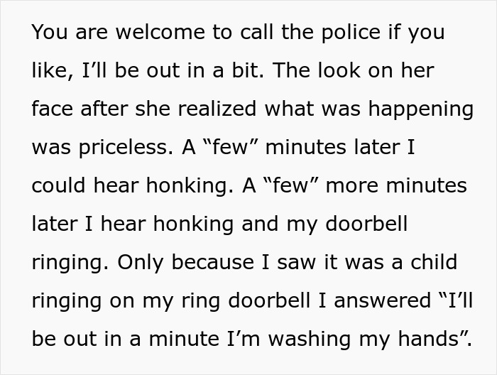 “Ma’am I Live Here”: Woman Refuses To Back Out Of Driveway, Learns A Lesson The Hard Way “Ma’am I Live Here”: Woman Refuses To Back Out Of Driveway, Learns A Lesson The Hard Way