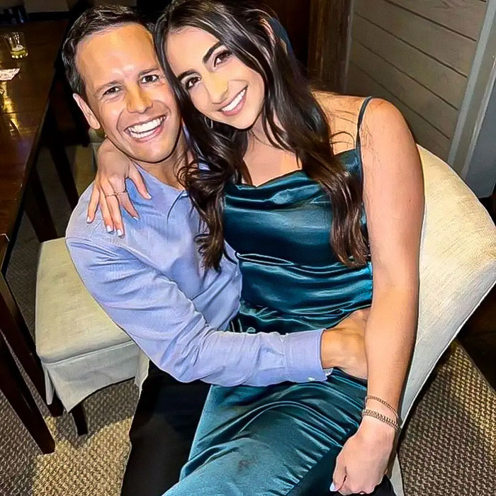 Woman Upset After Man Ghosts Her Only To Stumble Across His GoFundMe Campaign Woman Upset After Man Ghosts Her Only To Stumble Across His GoFundMe Campaign