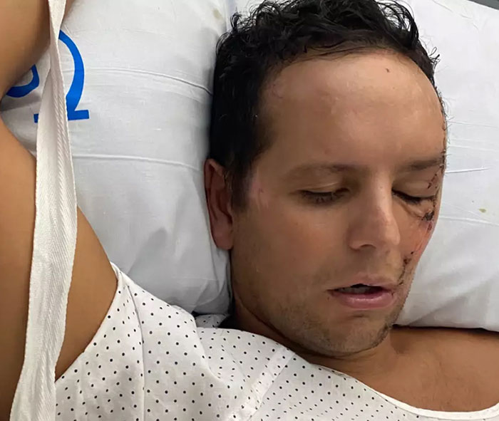 Woman Upset After Man Ghosts Her Only To Stumble Across His GoFundMe Campaign Woman Upset After Man Ghosts Her Only To Stumble Across His GoFundMe Campaign