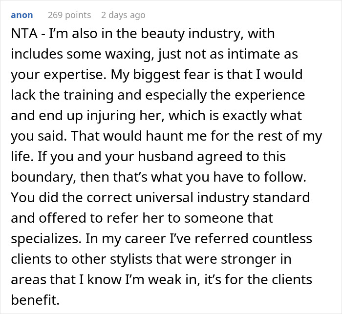 "Am I The Jerk For Refusing To Wax A Trans Woman Because I Didn't Want To Touch Male Genitalia?" "Am I The Jerk For Refusing To Wax A Trans Woman Because I Didn't Want To Touch Male Genitalia?"