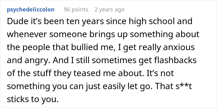 Person Has No Mercy On School Bully 15 Years Later When He Comes For A Job Interview Person Has No Mercy On School Bully 15 Years Later When He Comes For A Job Interview