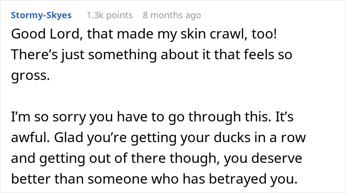 Secret Calculator App On Husband’s Phone Leads Wife Down Rabbit Hole Of His 7-Month Long Affair Secret Calculator App On Husband’s Phone Leads Wife Down Rabbit Hole Of His 7-Month Long Affair