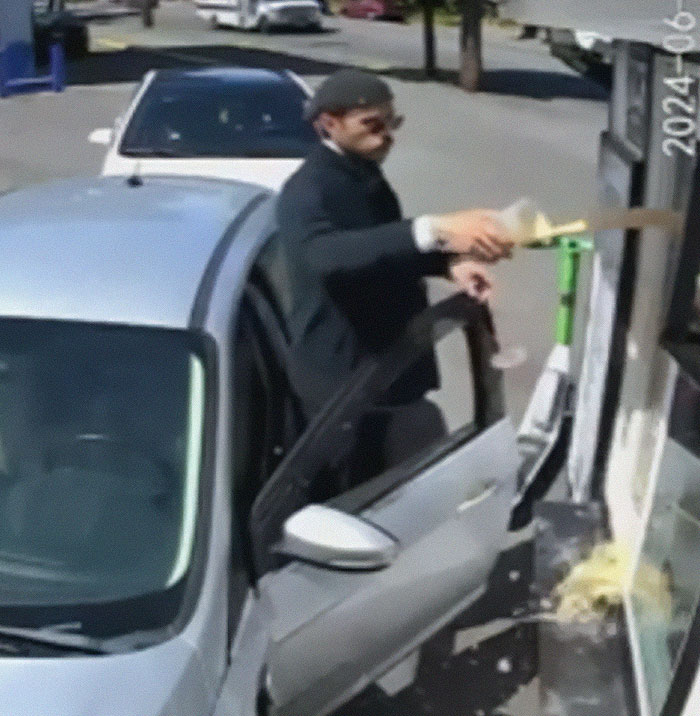 After Customer Crosses The Line, Barista Smashes His Windshield After Customer Crosses The Line, Barista Smashes His Windshield