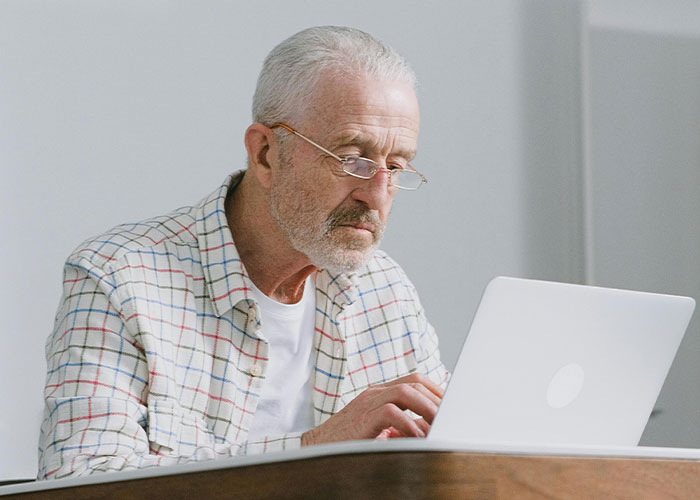 Man Goes To A Job Interview For The First Time In 38 Years, Ruins It By Being A Boomer Man Goes To A Job Interview For The First Time In 38 Years, Ruins It By Being A Boomer