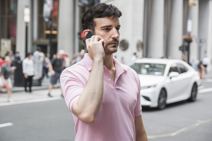 Man Racked With Guilt For Leaving MIL Alone To Fight Off 4 Drunk Men, Seeks Advice Online Man Racked With Guilt For Leaving MIL Alone To Fight Off 4 Drunk Men, Seeks Advice Online