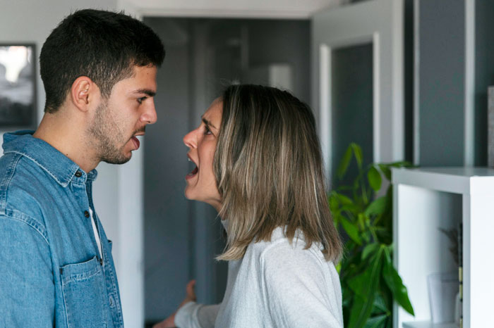 “I Am Getting Extremely Disappointed With My Boyfriend”: GF Exhausted As BF Keeps Ignoring Her Needs “I Am Getting Extremely Disappointed With My Boyfriend”: GF Exhausted As BF Keeps Ignoring Her Needs