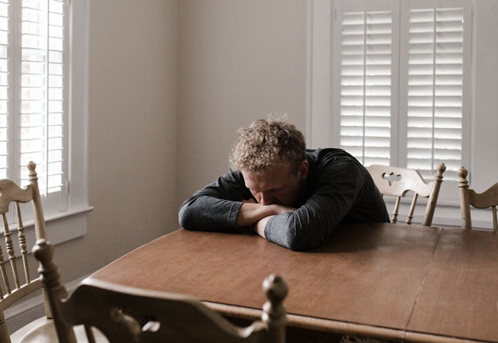 Man’s Quest For His Late Wife’s Chocolate Cake Ends In More Heartache As Kids Turn Against Him Man’s Quest For His Late Wife’s Chocolate Cake Ends In More Heartache As Kids Turn Against Him