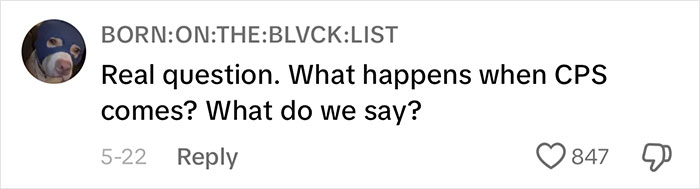 Homeschooling Mom Doesn’t Teach Her Kids Anything They Don’t Want, Happy To See 6YO Write “Egg” Homeschooling Mom Doesn’t Teach Her Kids Anything They Don’t Want, Happy To See 6YO Write “Egg”