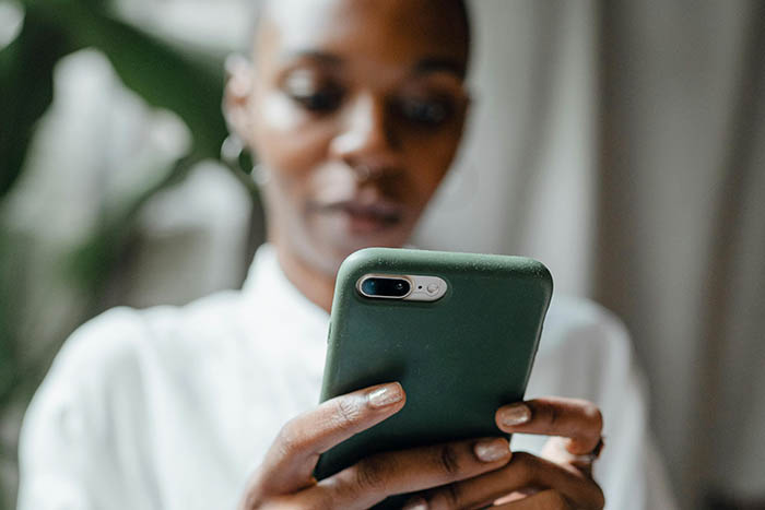 Secret Calculator App On Husband’s Phone Leads Wife Down Rabbit Hole Of His 7-Month Long Affair Secret Calculator App On Husband’s Phone Leads Wife Down Rabbit Hole Of His 7-Month Long Affair