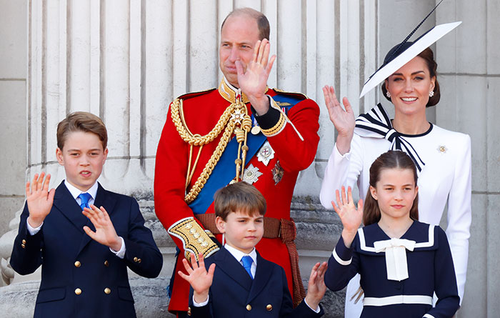 “Appalling”: Praise For Kate Middleton’s Public Appearance Amid Cancer Stirs Controversy “Appalling”: Praise For Kate Middleton’s Public Appearance Amid Cancer Stirs Controversy