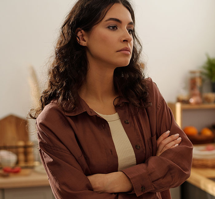 "I Guess This Is Normal?": Woman Shares Sister's Unhinged Babysitting Invoice "I Guess This Is Normal?": Woman Shares Sister's Unhinged Babysitting Invoice