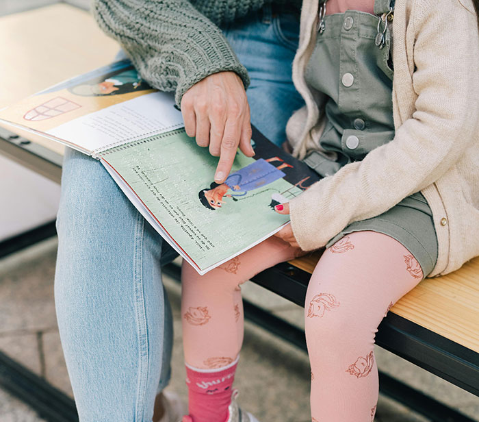 "I Guess This Is Normal?": Woman Shares Sister's Unhinged Babysitting Invoice "I Guess This Is Normal?": Woman Shares Sister's Unhinged Babysitting Invoice