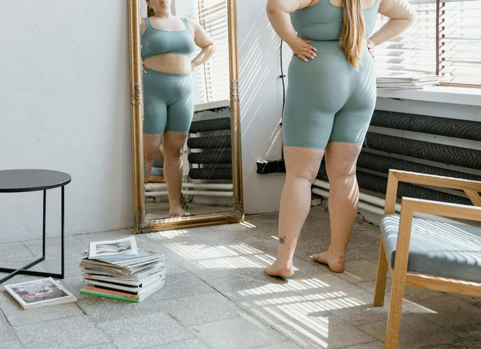 Plus-Sized Woman Points Out 10 Things Skinny People Are Allowed To Do But She Is Scrutinized For Plus-Sized Woman Points Out 10 Things Skinny People Are Allowed To Do But She Is Scrutinized For