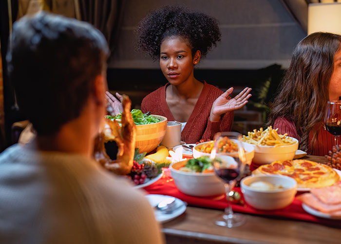 Woman Defends Herself Against In-Laws’ Criticism, Leaves Husband Fuming Woman Defends Herself Against In-Laws’ Criticism, Leaves Husband Fuming