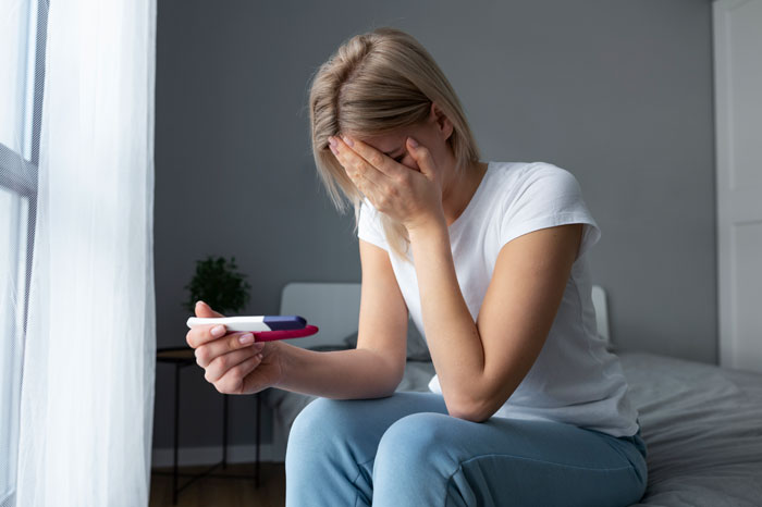 Woman Learns Her Stepsis Is Pregnant From Her BF, Exposes Affair Online That Leads To Family Drama Woman Learns Her Stepsis Is Pregnant From Her BF, Exposes Affair Online That Leads To Family Drama