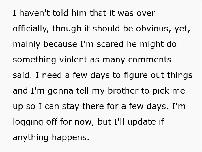 Man Defends Sister After Fiancée Refuses To Wear Her Wedding Dress, Ends Up Single Man Defends Sister After Fiancée Refuses To Wear Her Wedding Dress, Ends Up Single