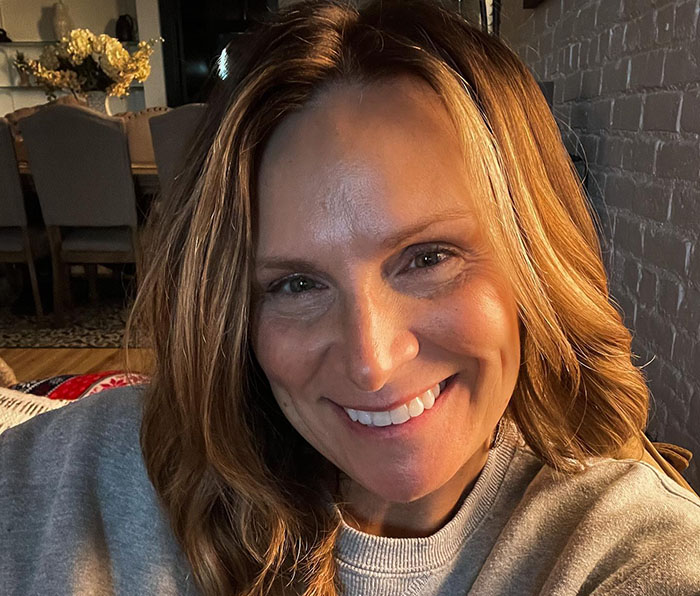 Woman Who Lost Hearing Due To Ménière’s Disease Gets Cochlear Implant Turned On For The First Time Woman Who Lost Hearing Due To Ménière’s Disease Gets Cochlear Implant Turned On For The First Time