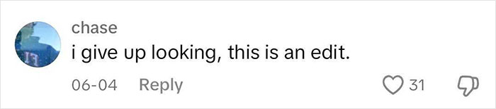 “Where’s The Car?“: “Glitch In The Matrix” Has People Baffled “Where’s The Car?“: “Glitch In The Matrix” Has People Baffled