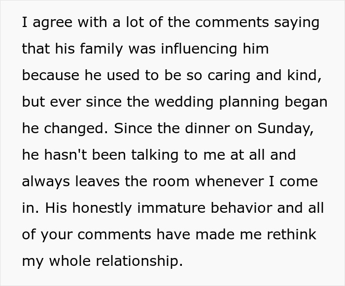 Man Defends Sister After Fiancée Refuses To Wear Her Wedding Dress, Ends Up Single Man Defends Sister After Fiancée Refuses To Wear Her Wedding Dress, Ends Up Single