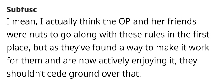 Woman Expects Friends To Throw Her A Baby Shower When She Didn’t Allow Any Of Them To Have One Woman Expects Friends To Throw Her A Baby Shower When She Didn’t Allow Any Of Them To Have One