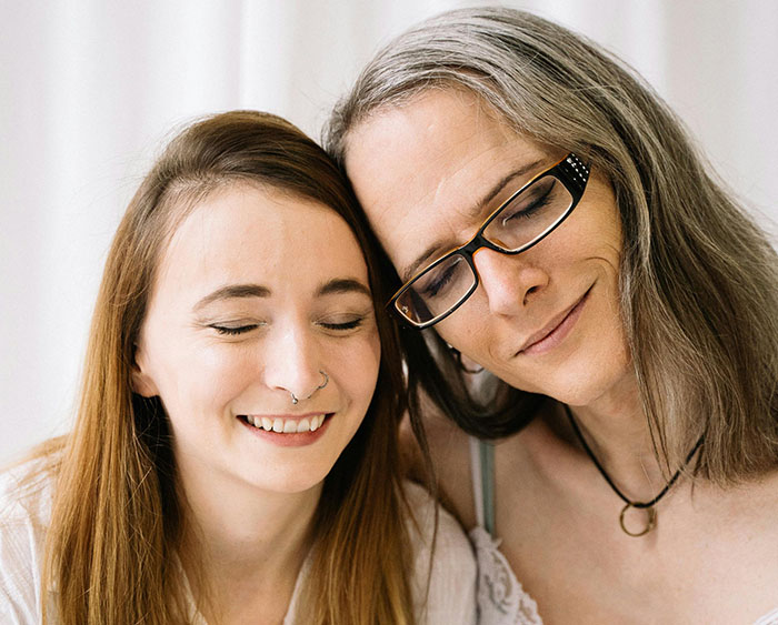 Mom Struggles With Her Daughter Being Trans Until Realizing How Truly Happy She’s Become Mom Struggles With Her Daughter Being Trans Until Realizing How Truly Happy She’s Become