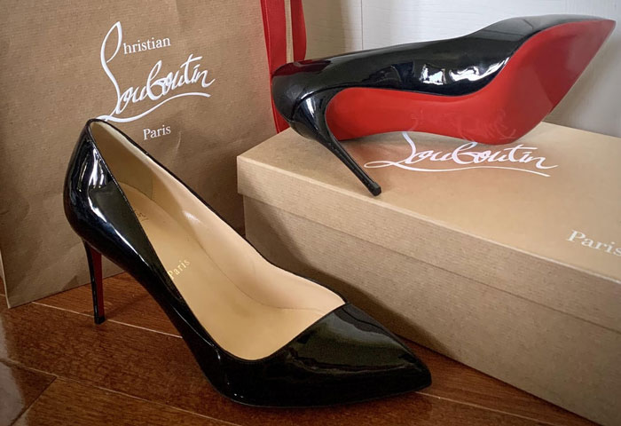 Bridezilla In The Making Throws Tantrum After Best Friend Doesn't Let Her Borrow Her Special Shoes Bridezilla In The Making Throws Tantrum After Best Friend Doesn't Let Her Borrow Her Special Shoes